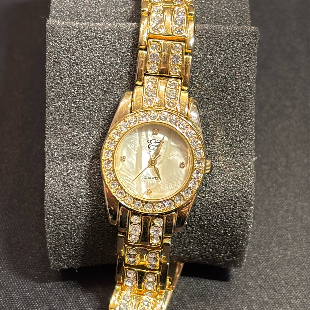Vintage Elizabeth Taylor White Diamonds Collection Women's watch.